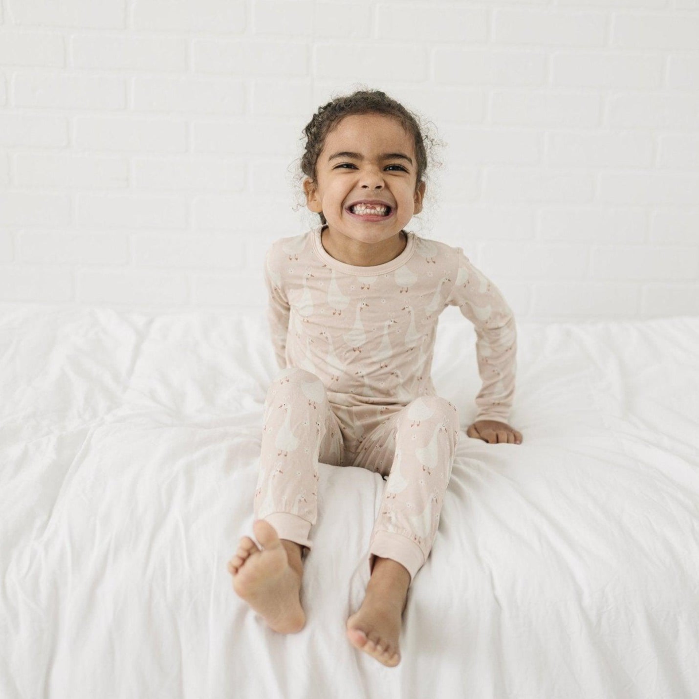 Unisex Silly Goose on the Loose 2pc Bamboo Pajamas